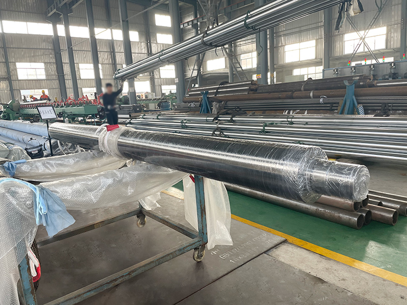 变幅活塞杆总成